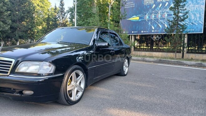 Mercedes C 230-4