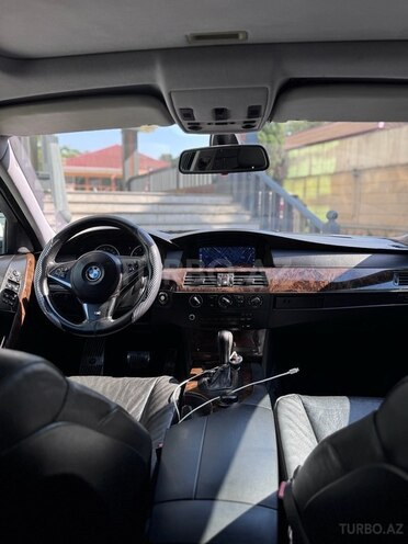 BMW 530-16