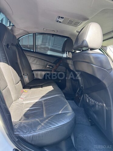 BMW 530-19