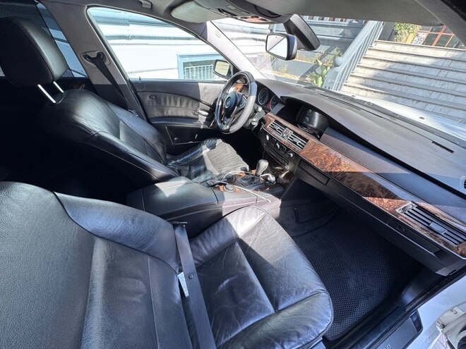 BMW 530-18