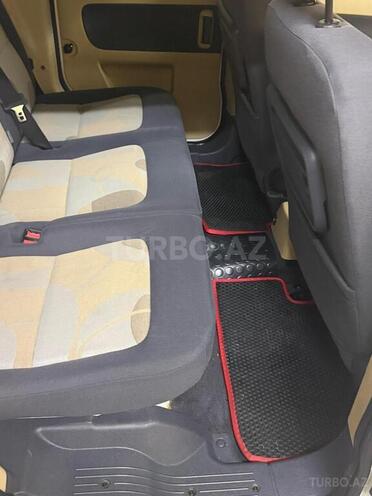 Ford Tourneo Connect-16