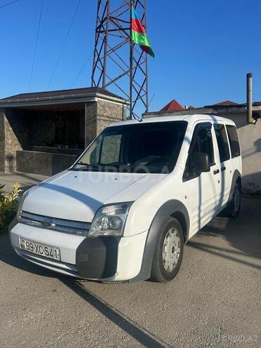 Ford Tourneo Connect-1