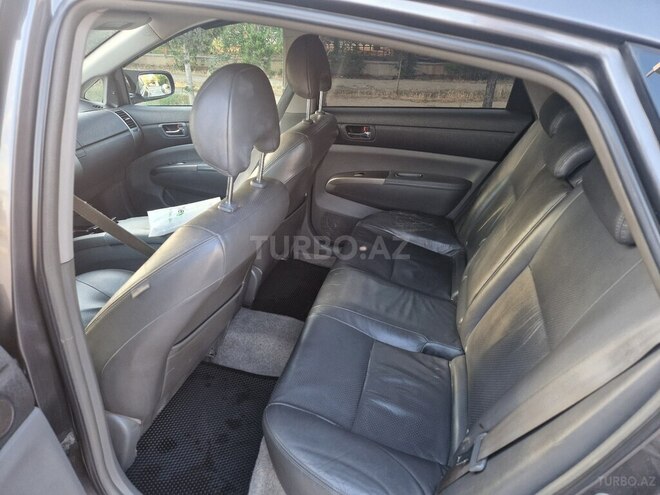 Toyota Prius-10