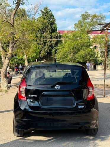 Nissan Note-5