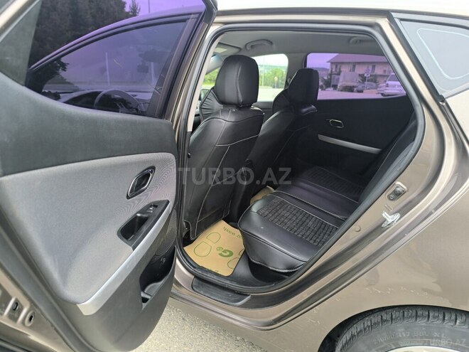 Kia Ceed-13