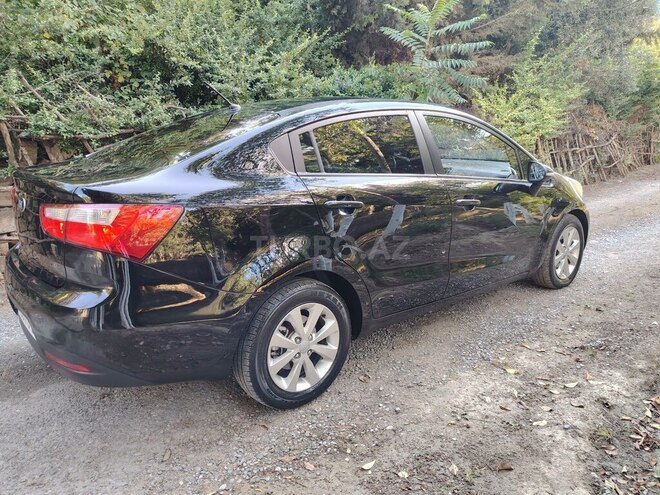 Kia Rio-6