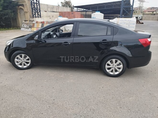 Kia Rio-7