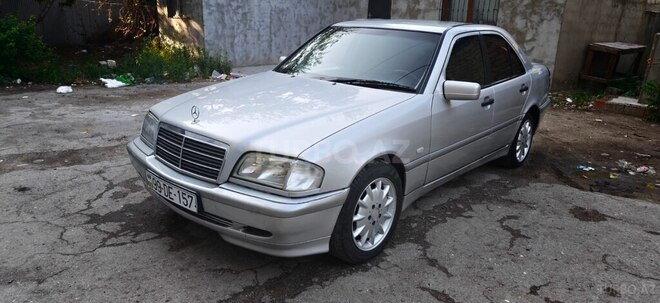 Mercedes C 220-2