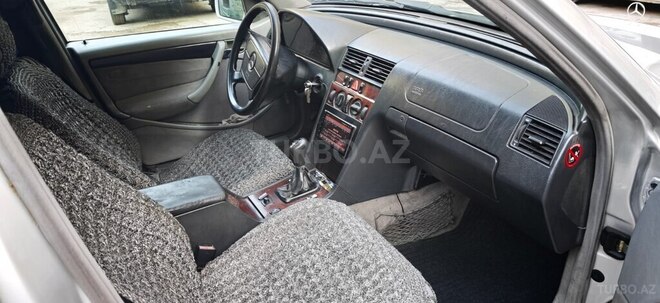 Mercedes C 220-6