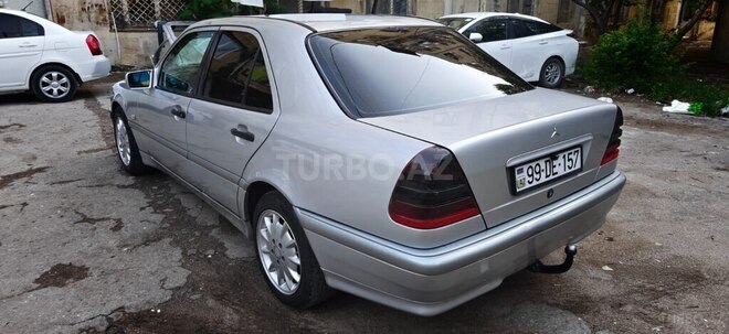 Mercedes C 220-8