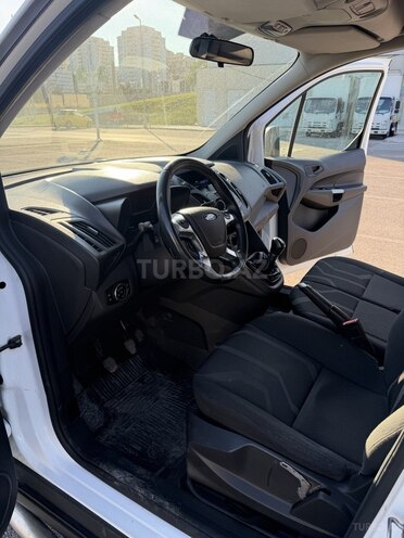 Ford Transit Connect-6