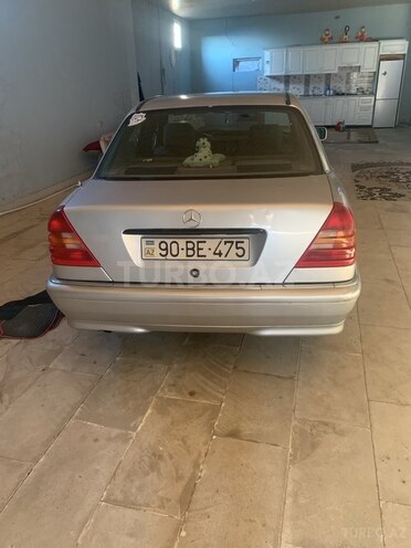 Mercedes C 180-3