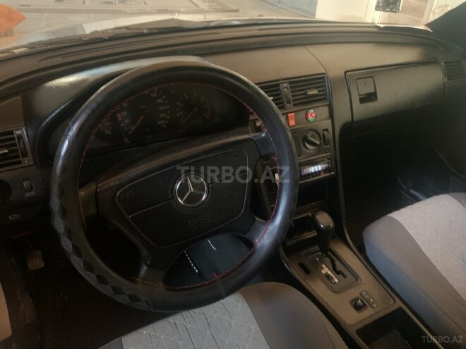 Mercedes C 180-6