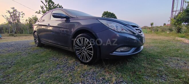Hyundai Sonata-3