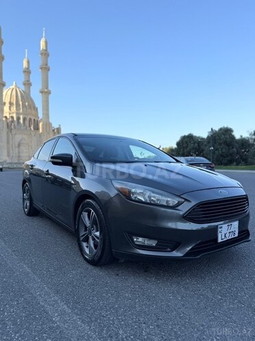 Ford Focus-3