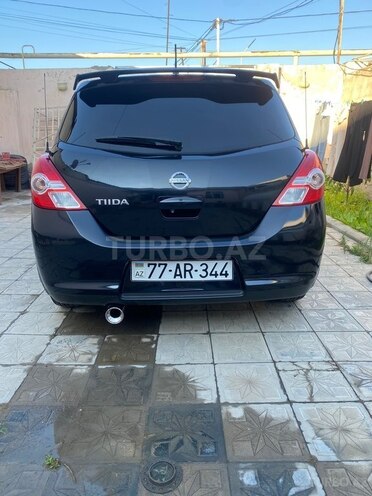 Nissan Tiida-2