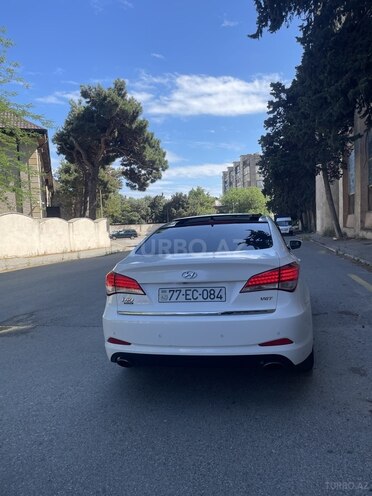 Hyundai i40-4