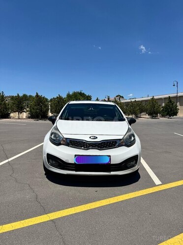 Kia Rio-1