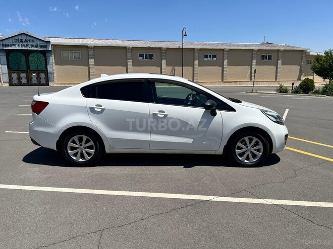 Kia Rio-3