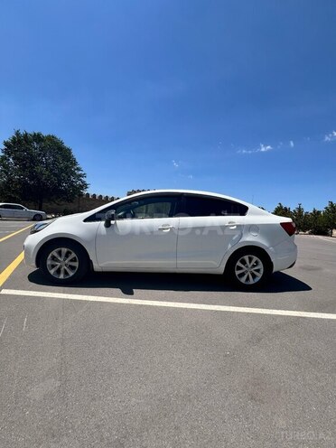 Kia Rio-4
