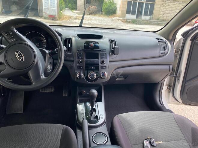 Kia Cerato-6