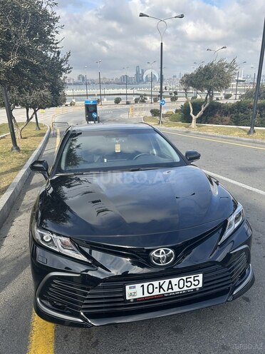 Toyota Camry-3