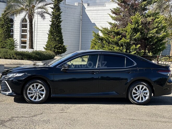 Toyota Camry-7