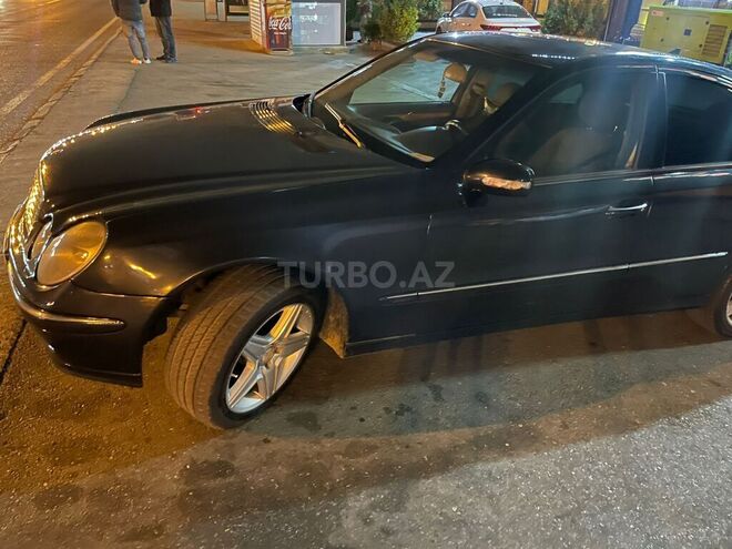 Mercedes E 220-3