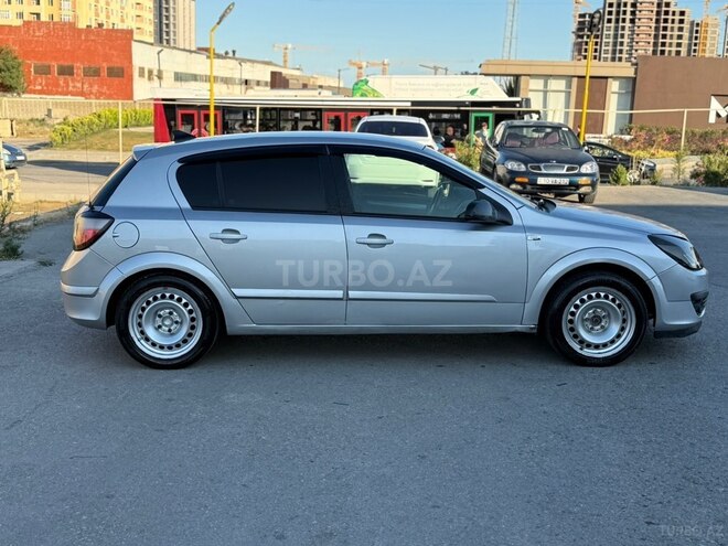 Opel Astra-2