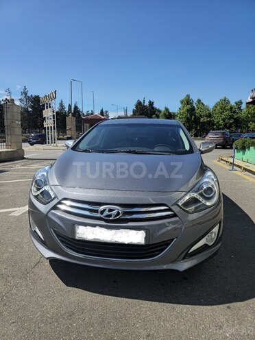 Hyundai i40-1