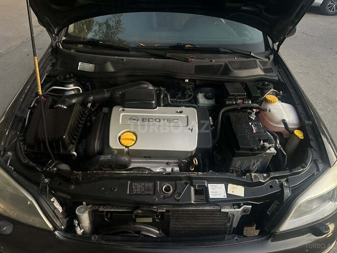 Opel Astra-10