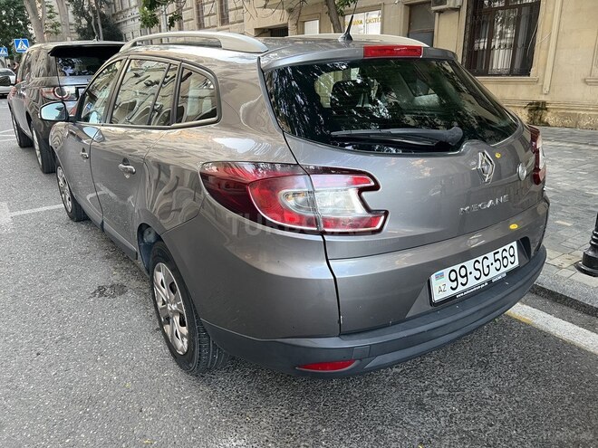 Renault Megane-7