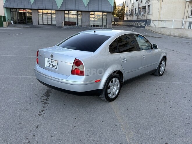 Volkswagen Passat-5