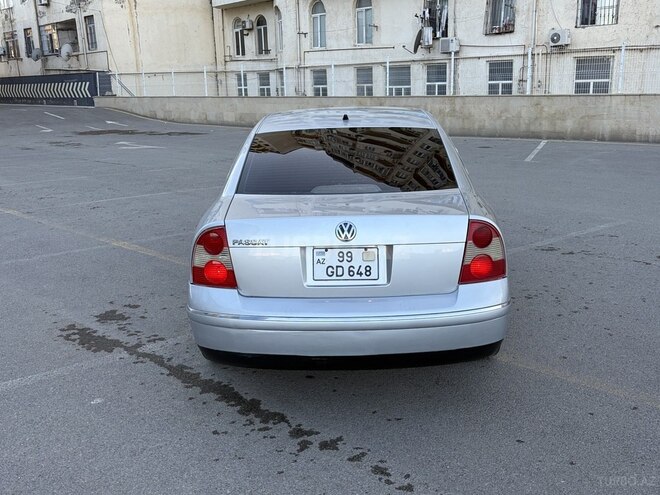 Volkswagen Passat-6