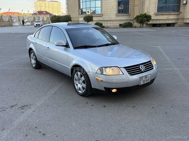 Volkswagen Passat-2