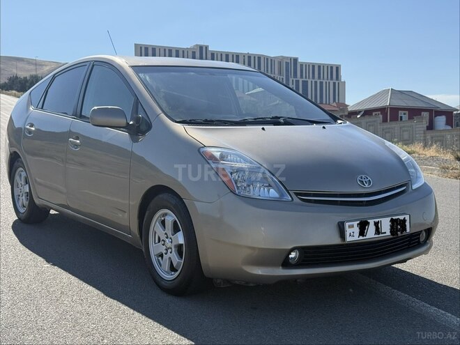 Toyota Prius-1