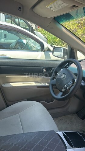 Toyota Prius-11
