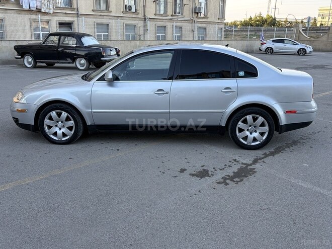 Volkswagen Passat-8