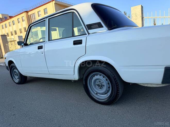 LADA (VAZ) 2107-2