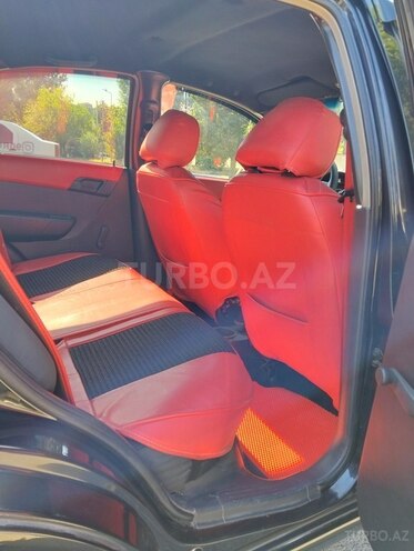 Chevrolet Aveo-7