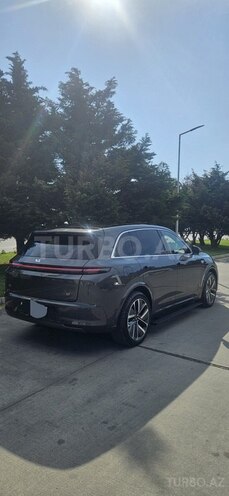 Li Auto L7-3