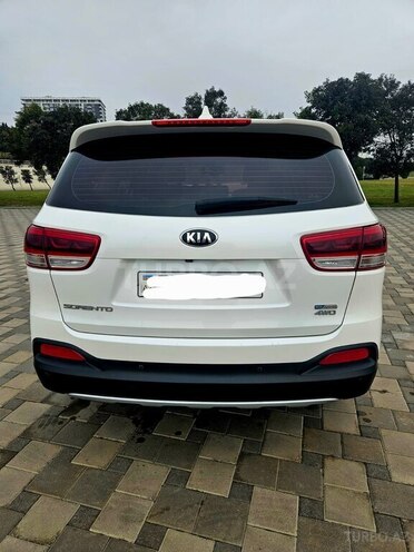 Kia Sorento-3