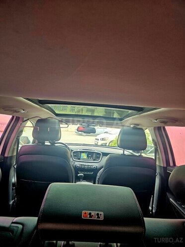Kia Sorento-10