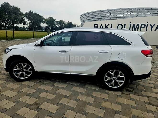 Kia Sorento-11