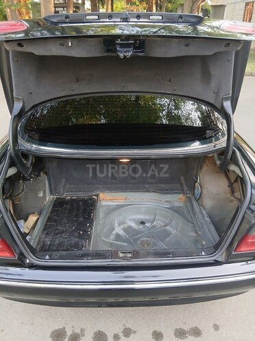 Mercedes E 240-6