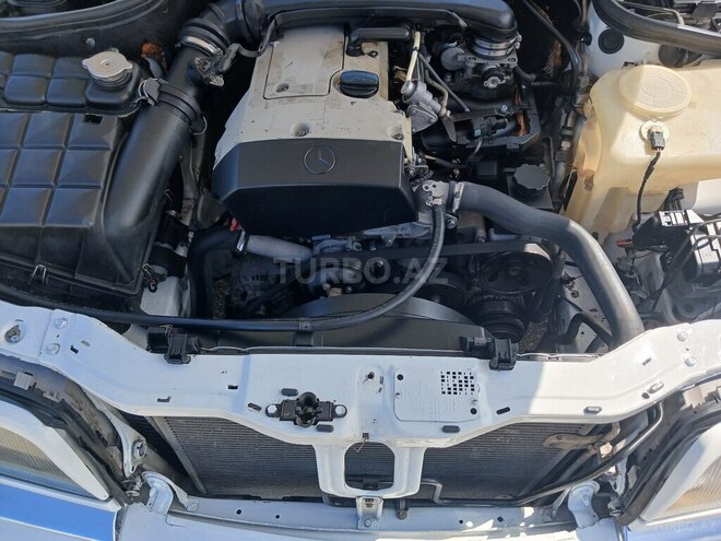 Mercedes C 230-9