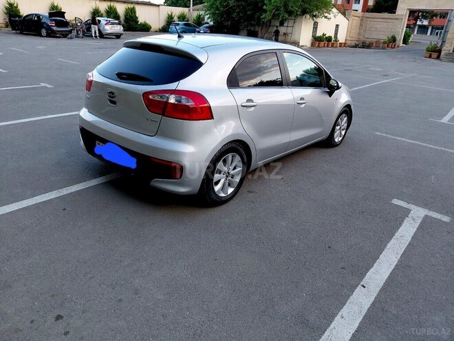 Kia Rio-4