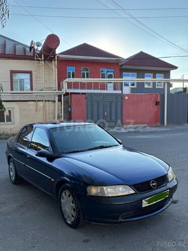 Opel Vectra-2