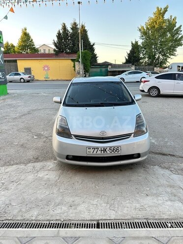 Toyota Prius-3