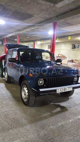 LADA (VAZ) Niva-8